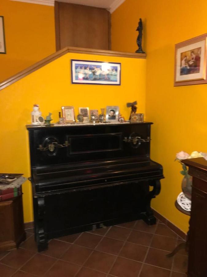 Mirella'S House Viaverona Ardea Bagian luar foto